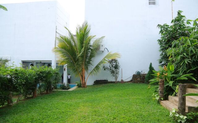 Hikka Boutique