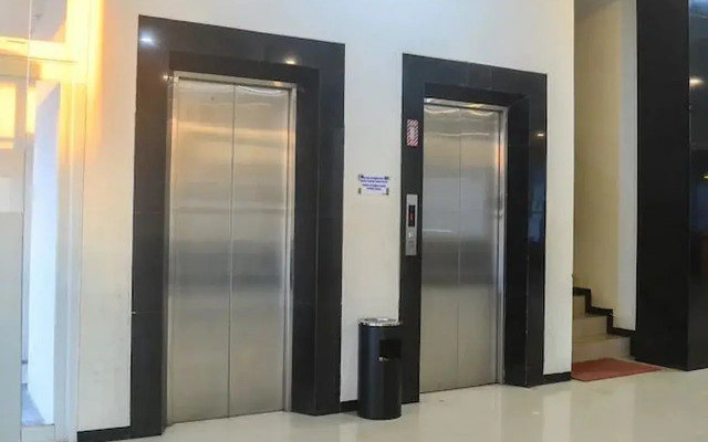 Capital O 1246 Hotel Grand Pacific