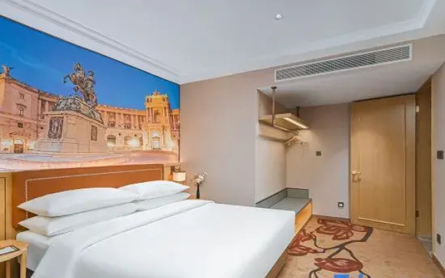 Vienna Hotel (Shijiazhuang Railway University Subway Station)