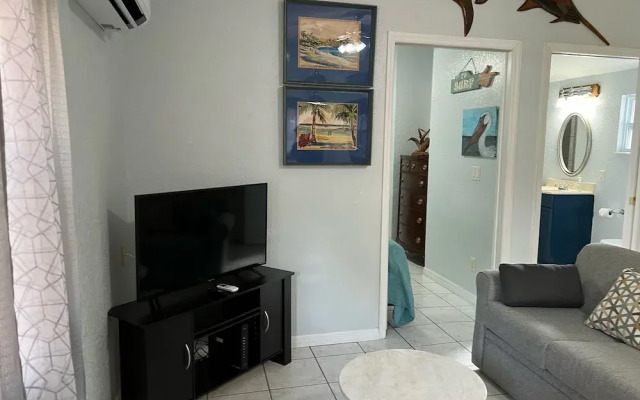 Nature Coast Inn and Cottages