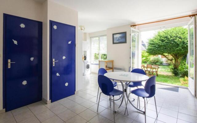 Semi-detached Houses, Etables-sur-mer