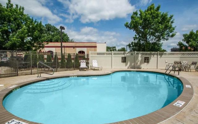 Holiday Inn Express Morrisville (trenton Nj Area)