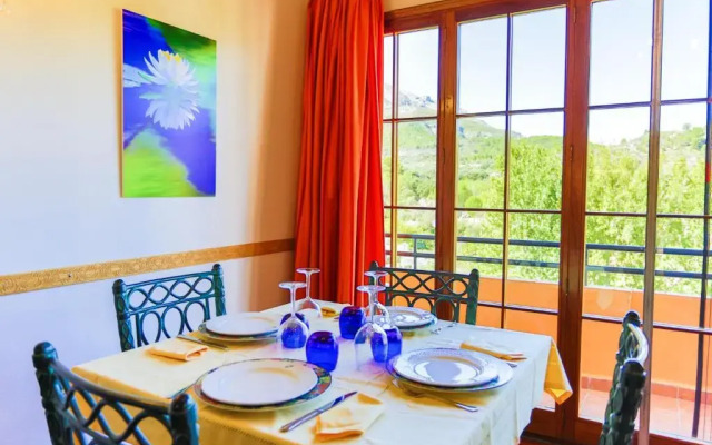 Hotel Rural Serrella