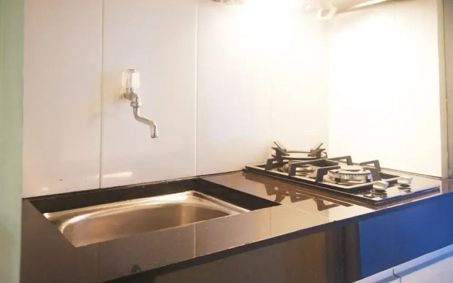 Port View Green Bay Apartment Pluit