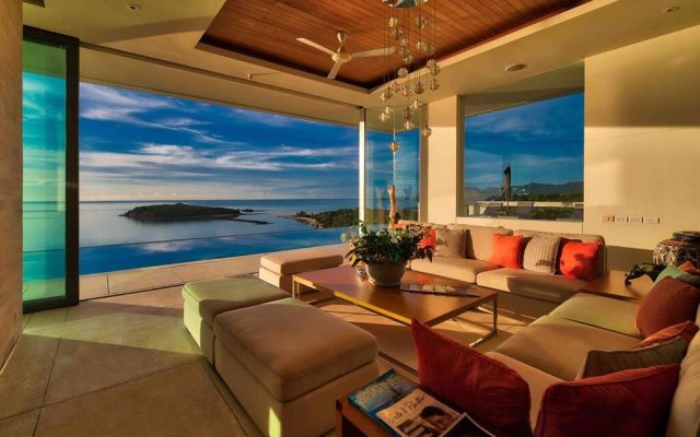 Ultimate Luxury Villa, Fantastic 180° Sea View !