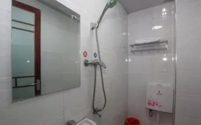 Guilin Hongsheng Hotel