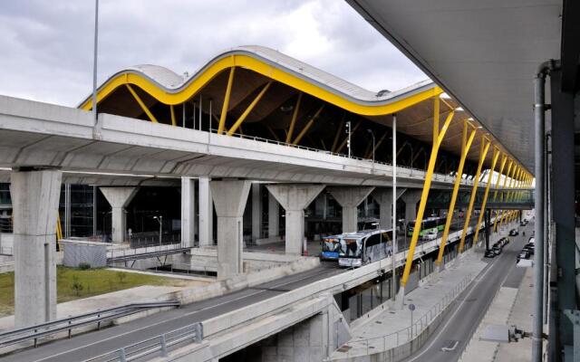 Hotel Clement Barajas