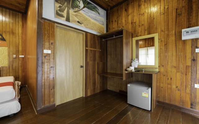 OYO 75336 Blue Resort & Spa