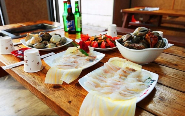 Boryeong Swiss Chalet Pension