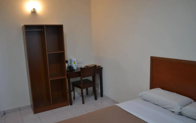 Hotel Full Hua