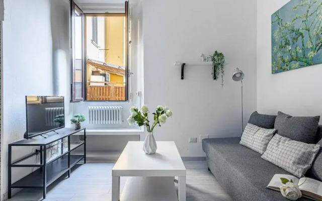JOIVY Cosy 1-Bed Flat In Navigli