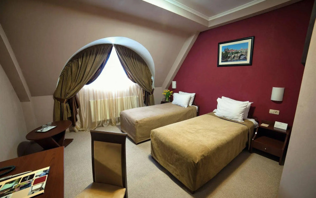 Praha Hotel