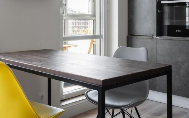 APARTURA (АПАРТУРА) на проспекте Аптекарский 18