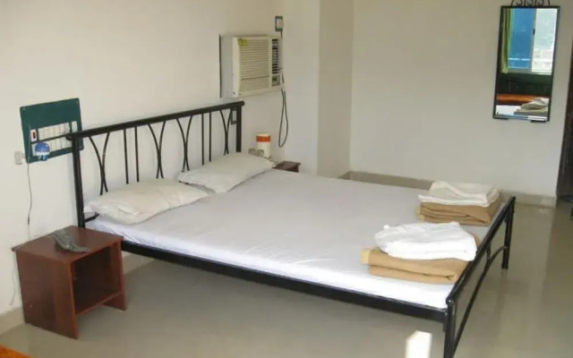 Hotel Shikharji Continental