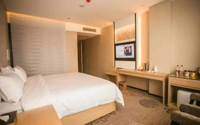 Lavande Hotel Rizhao East Haiqu Road RT-Mart