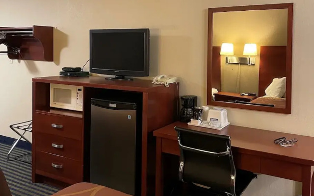 Travelodge Brooks AB