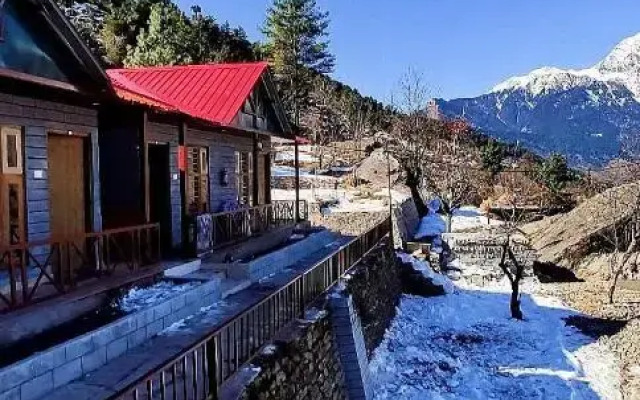 Nandan Kanan Auli Resort