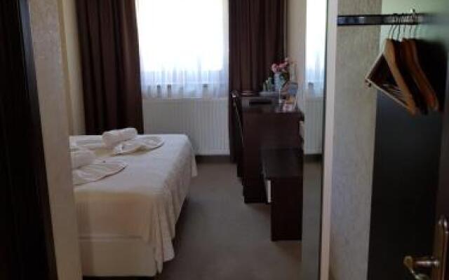 Villa Anticus (Adults Only)