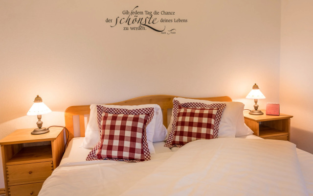 Ferienwohnungen Hotel Garni Dörflerwirt