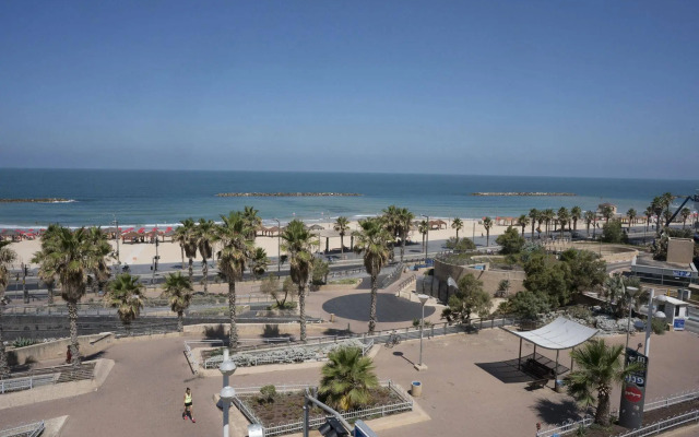 TLV 88 Sea Hotel