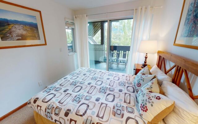 Stoney Creek Lagoon - Whistler Premier