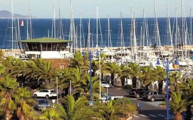 Residence Hyeres Port