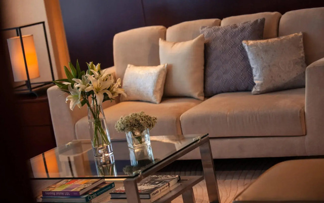 Renaissance Tianjin Lakeview Hotel