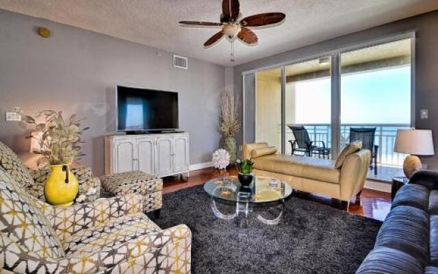 Mandalay Beach Club 1006P