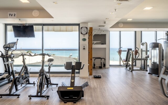 Panoramic Sea View W Pool & Gym Access