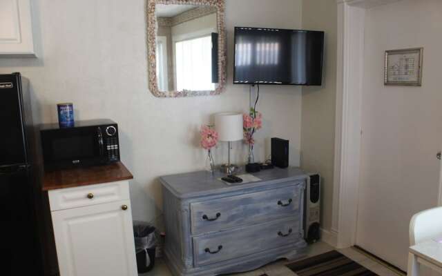 Terrace Park Suites Old Northeast by Tech Travel