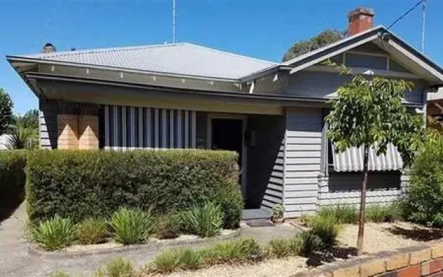 Calbung Stays Ballarat