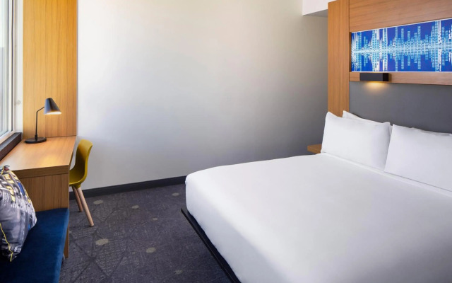 Aloft Tempe