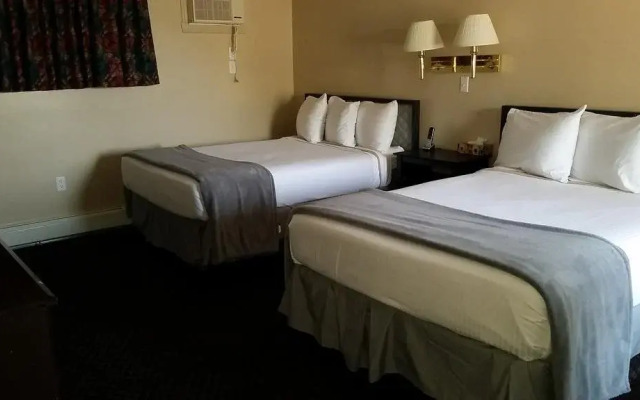 Middleton Motel & Suites