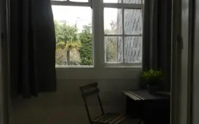 Jualis Guest House