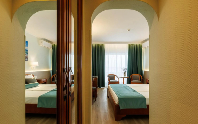 Hotel Comandor