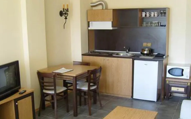 GT Atrium Beach Apartments