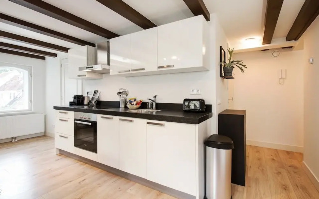 Canal Garden Apartment 11
