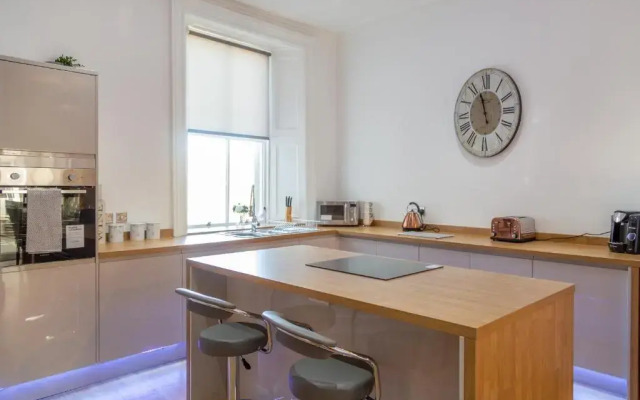 35 High Street Apartment