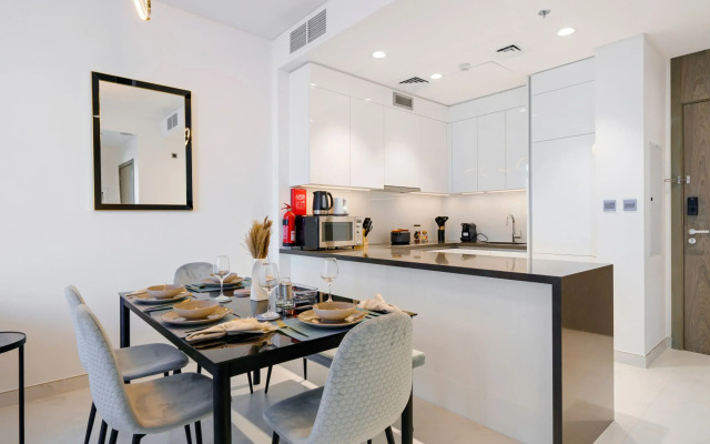 Manzil - 1BR District One Waterfront Living