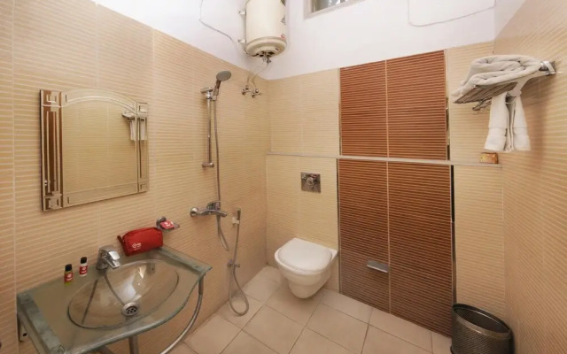 Mannat Residency By OYO Rooms