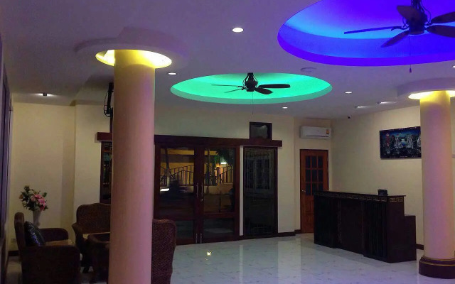 BS Airport Residence
