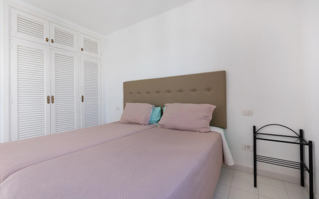 Apartamentos Corona Mar