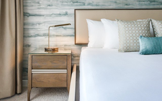 Iberostar Waves Miami Beach