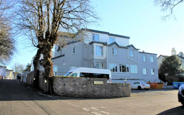 Brampton Court Hotel