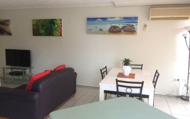 Santa Fe Apartments – Guest Rooms – Labrador