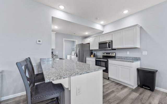 Endless Summer 3 Bedroom Condo by RedAwning