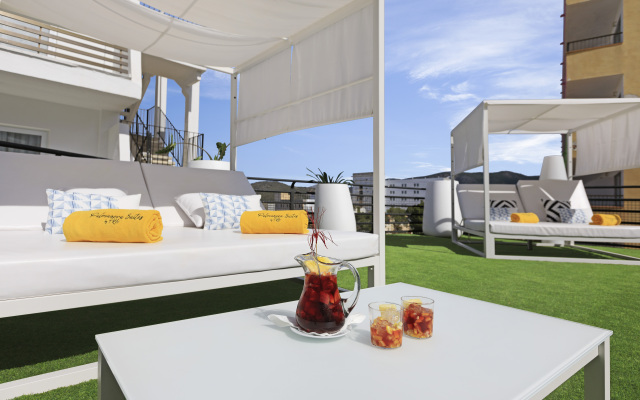 Palmanova Suites by TRH