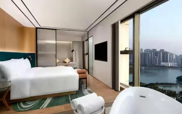 Hilton Garden Inn Xiamen Bailuzhou Park