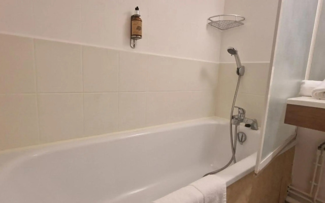 Kyriad Direct Arpajon