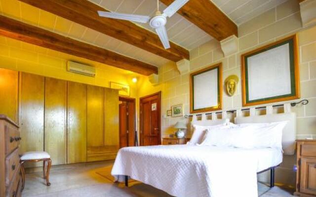 Selmunett – Malta Homestay